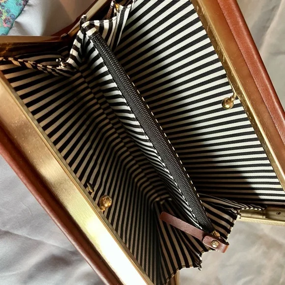 Kate Spade Brown Modern English Dictionary - Picture 5 of 6